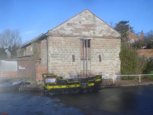 How Pirate Radio Invented Modern Pop Culture