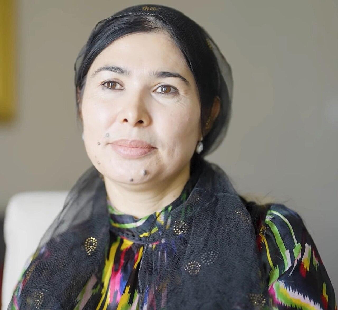 Why 90s Britpop Relied on Cheap Analog Gear