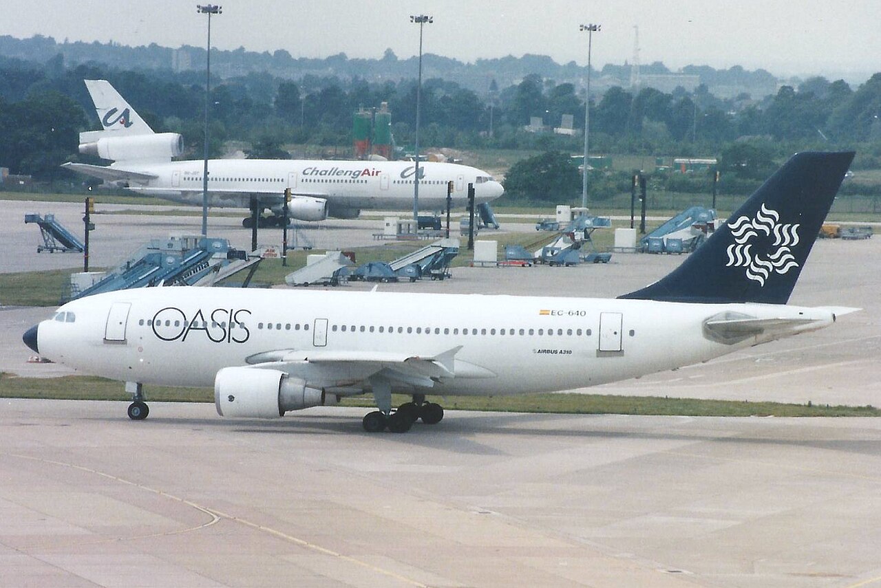 MANCHESTER JUNE 1994 OASIS AIRBUS A310 EC-640 (16376202566).jpg