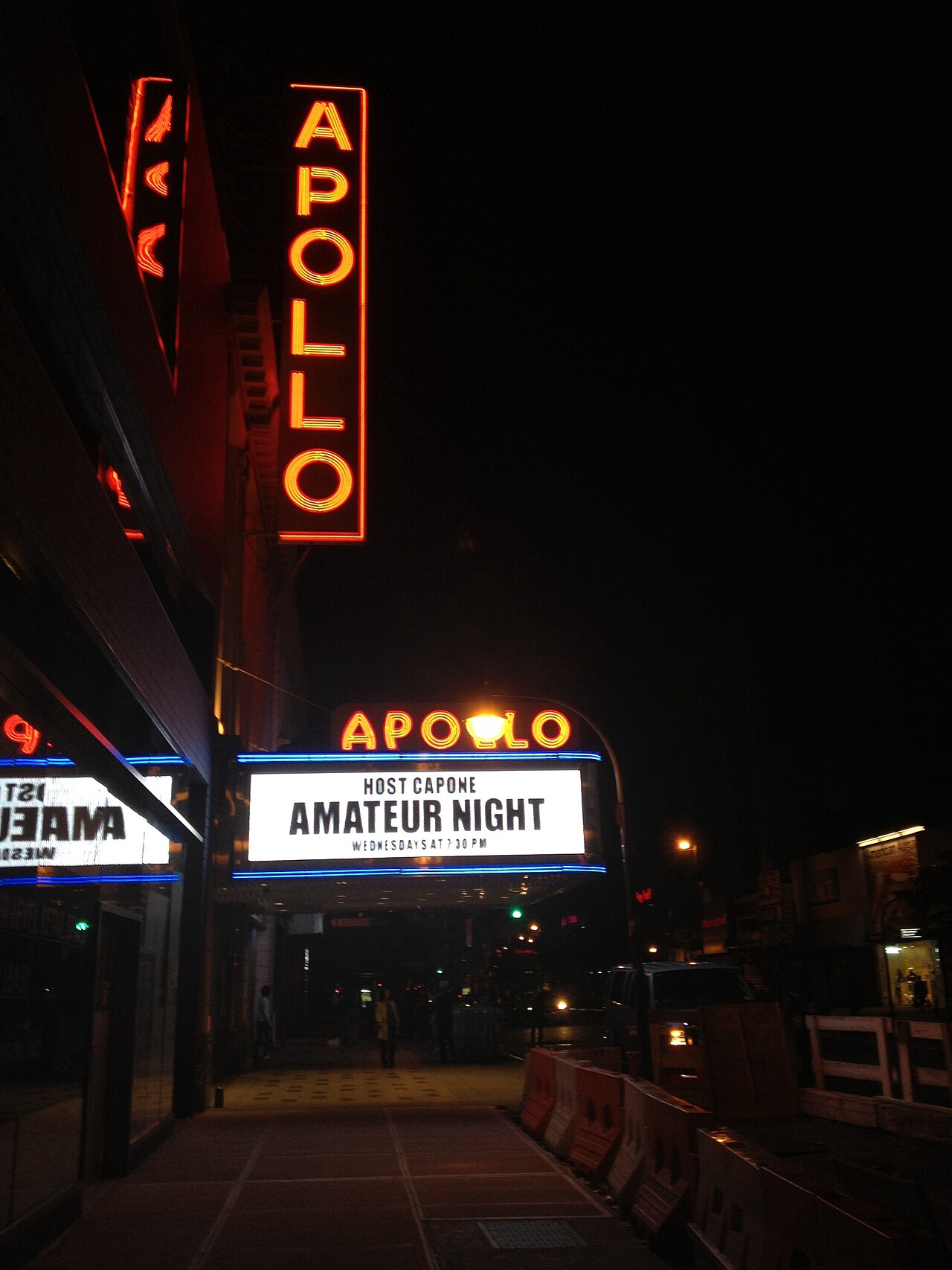Harlem 125th St- the historical Apollo theater with James Brown Diana Ross and Supremes the Jackson five digitation Stevie wonder and many many many great great performance was born 2013-10-07 23-46.jpg