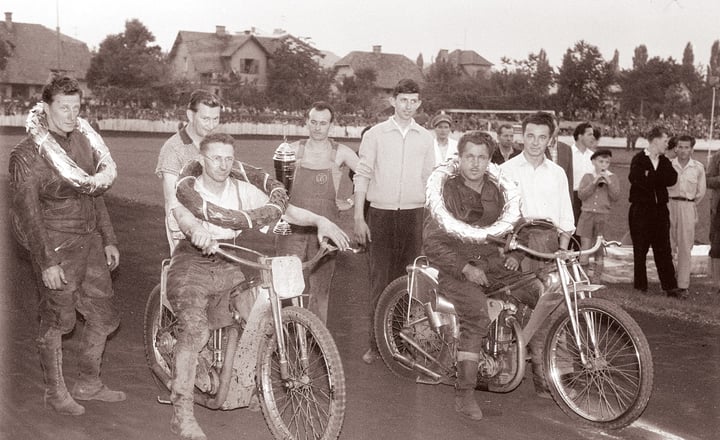 Motorcycle speedway racing in 1960 - the kind of track-racing thrill behind the death disc the BBC banned.