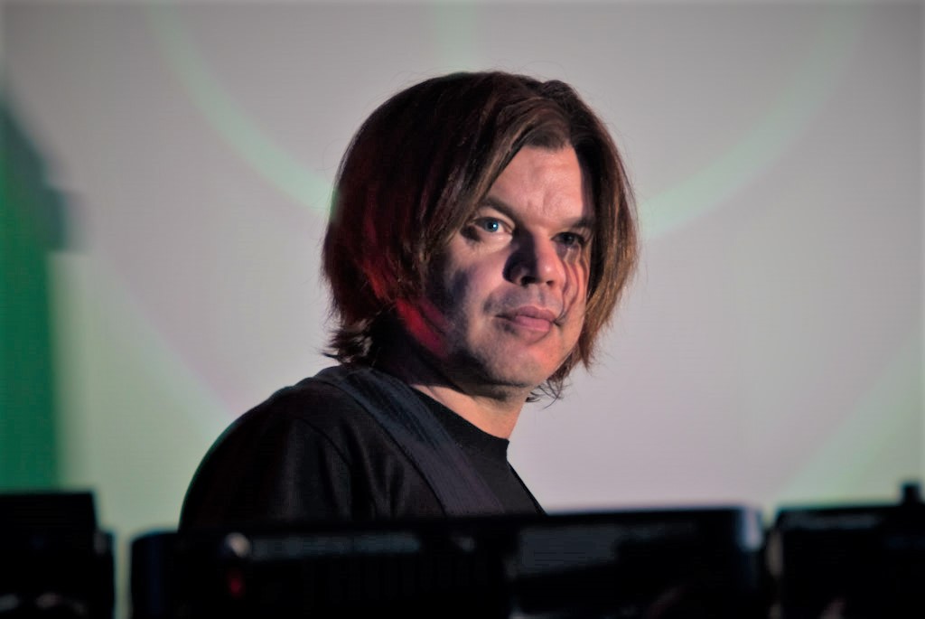 Paul Oakenfold 2009.jpg