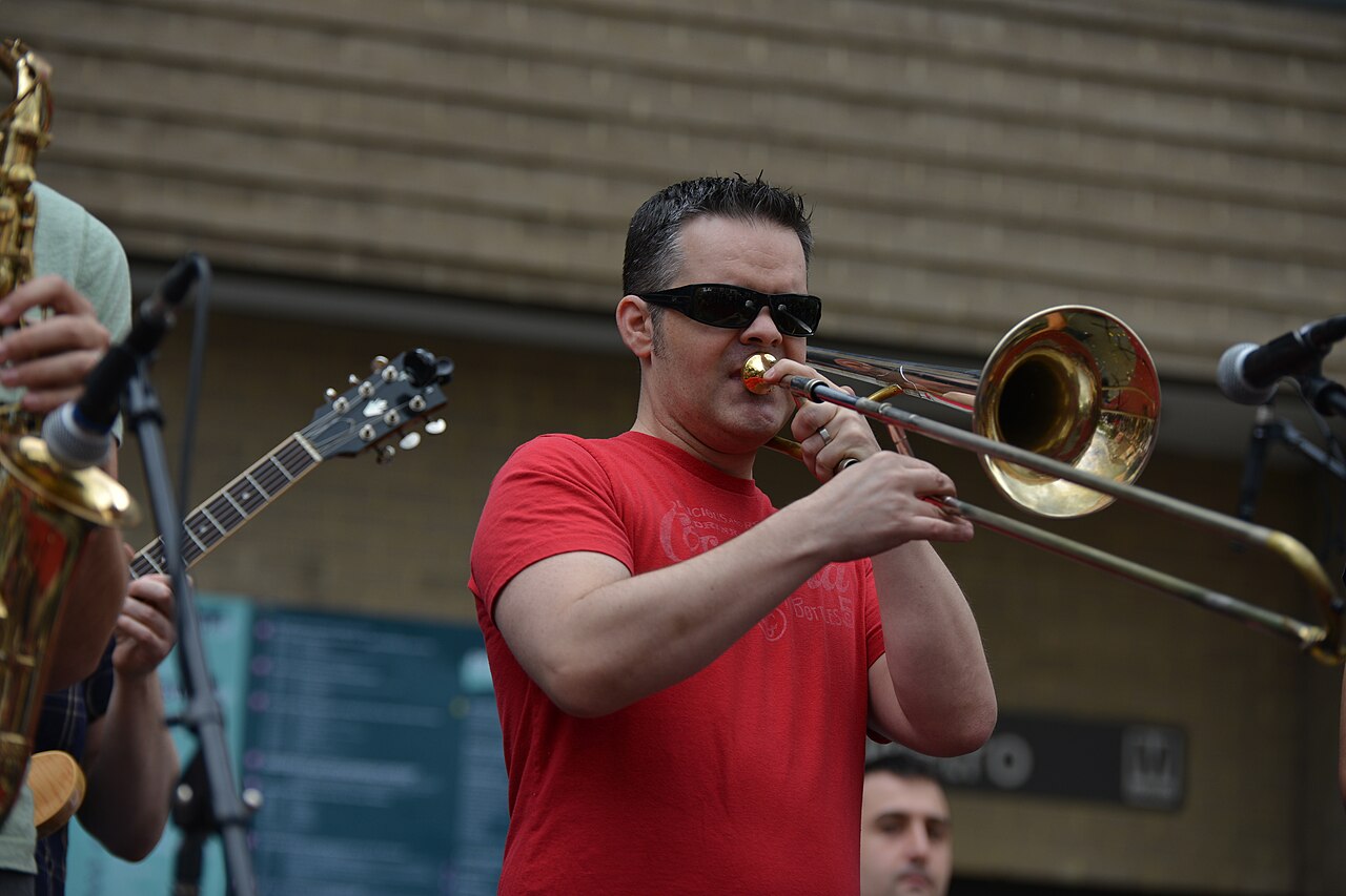 DC Funk Parade 2016 (26820784172).jpg