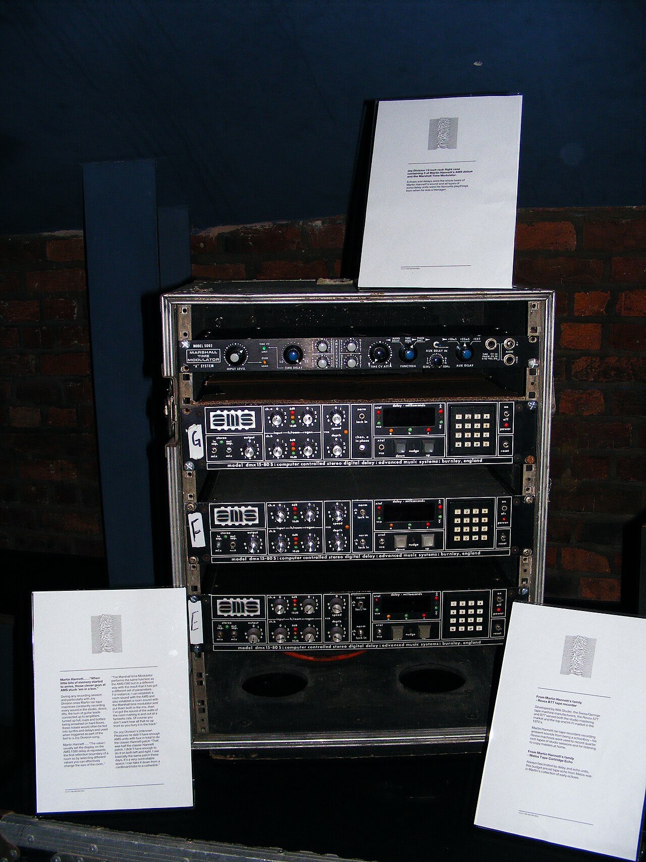 Martin Hannett's effect rack (AMS dmx15-80S Digital Delay (×3), Marshall Time Modulator Model 5002 