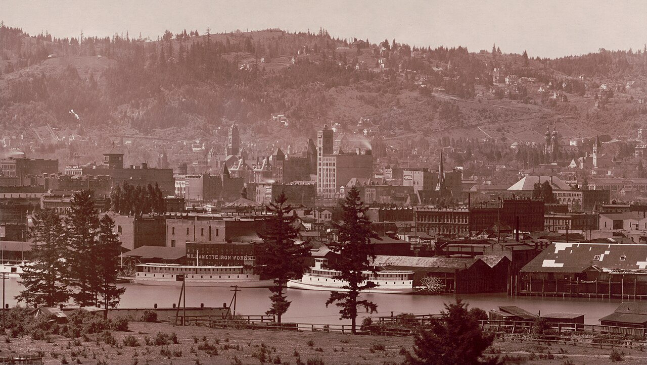 Portland, Oregon, in 1898 - Herbert A. Hale.jpg