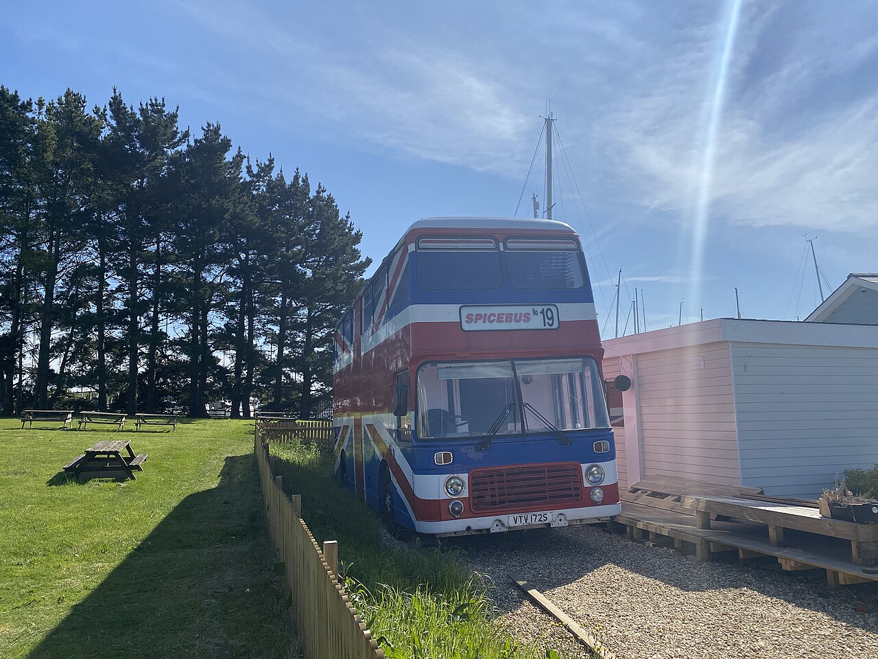 Spicebus VTV 172S.jpg