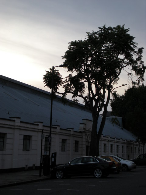 BBC Maida Vale Studios - geograph.org.uk - 962898.jpg