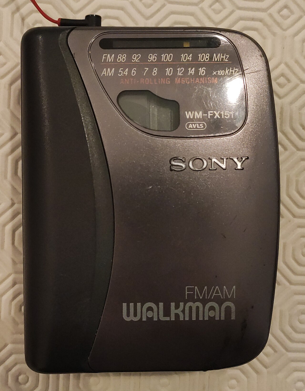 Sony Walkman WM-FX151 Personal Cassette Tape Portable Stereo Radio FM AM Tuner.jpg