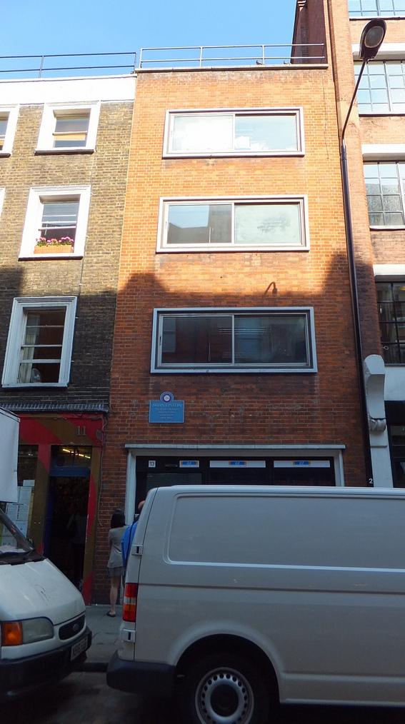 Brian Epstein worked here 1963-64 (NEMS), 13 Monmouth Street, London.jpg