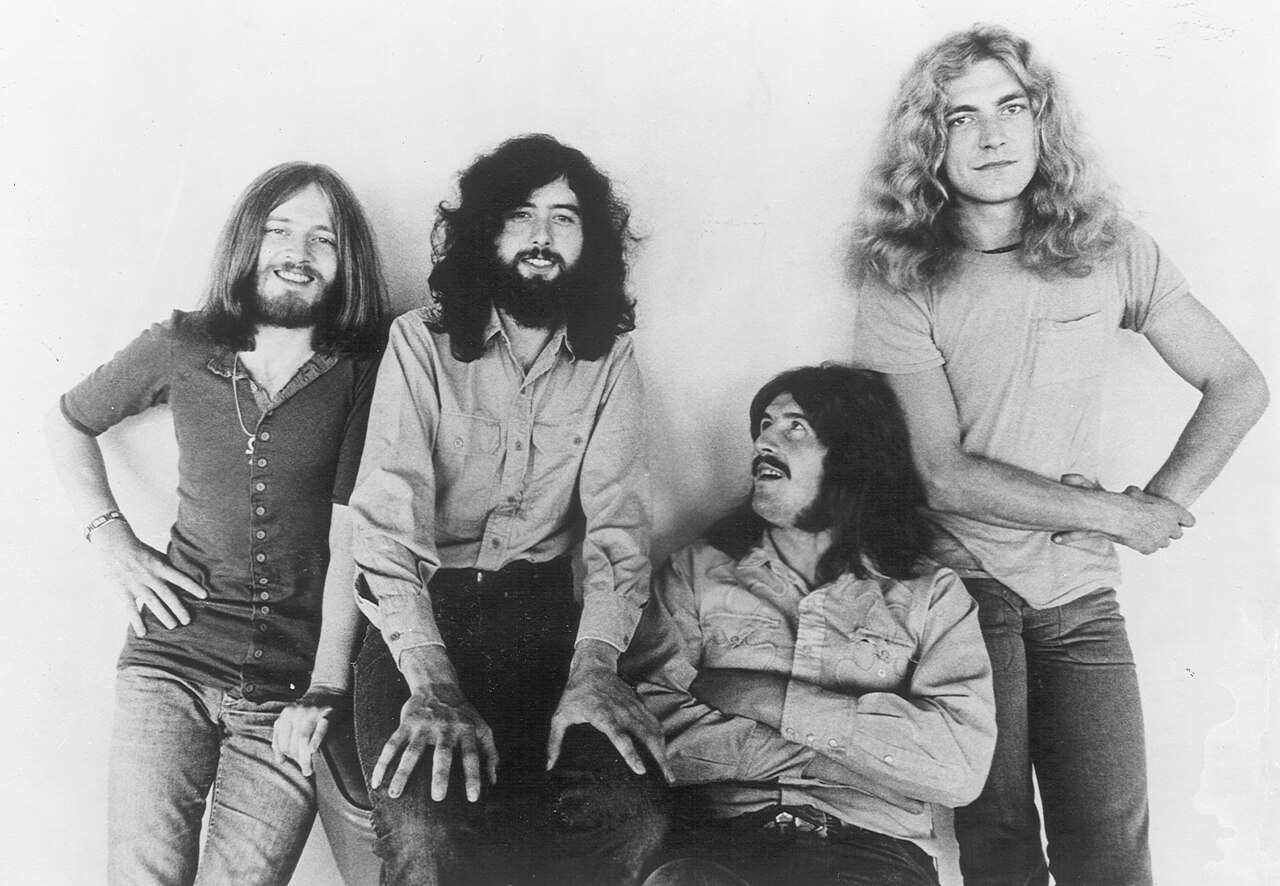 Led Zeppelin - promotional image (1971).jpg