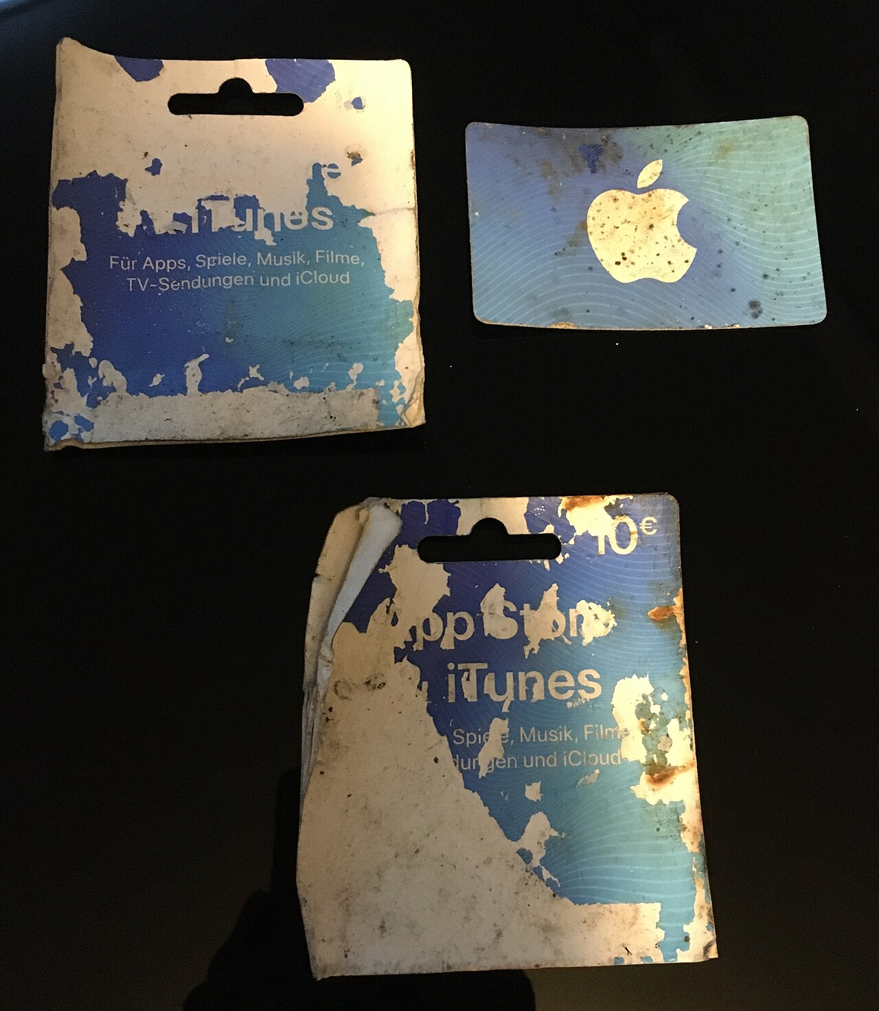 Apple iTunes gift card in state of grave decay.jpg