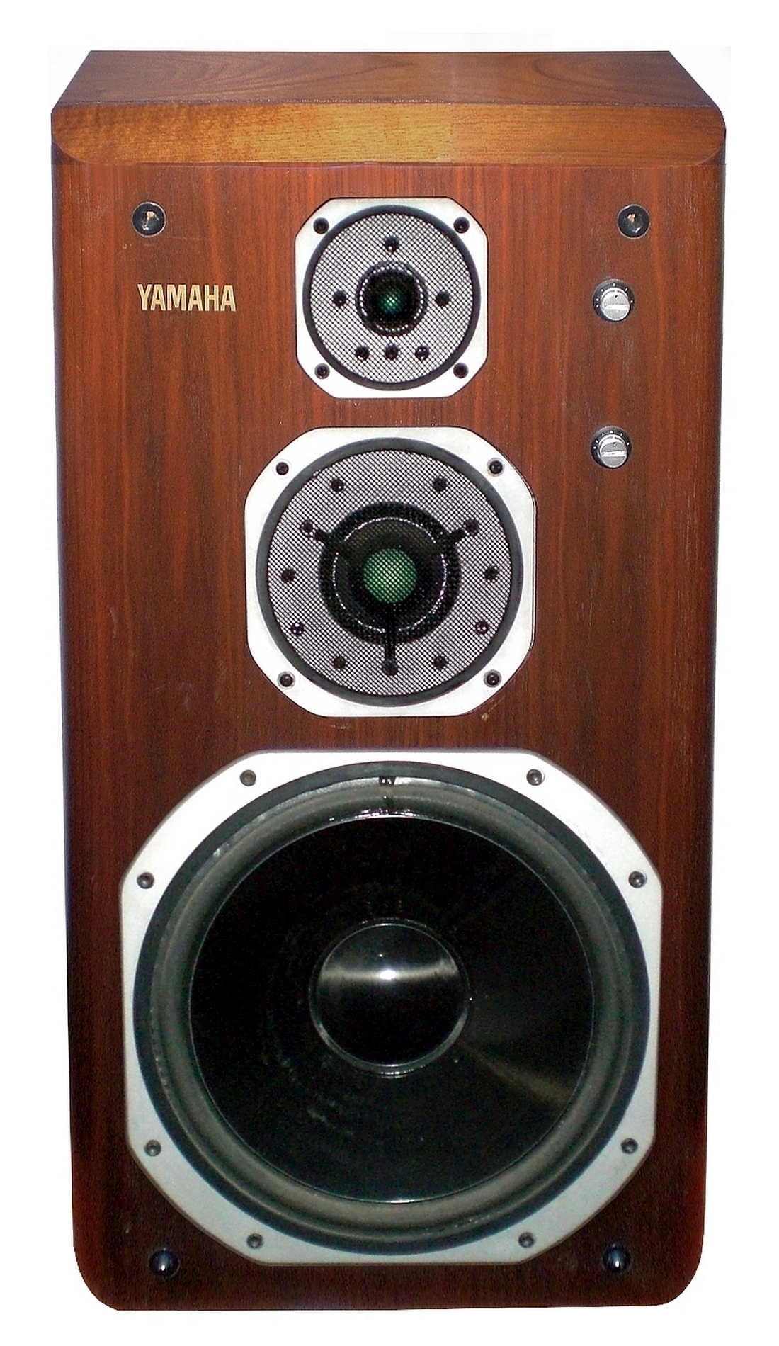 Yamaha NS-2000 High-End loudspeaker box, 1983 (constructed from two images).jpg