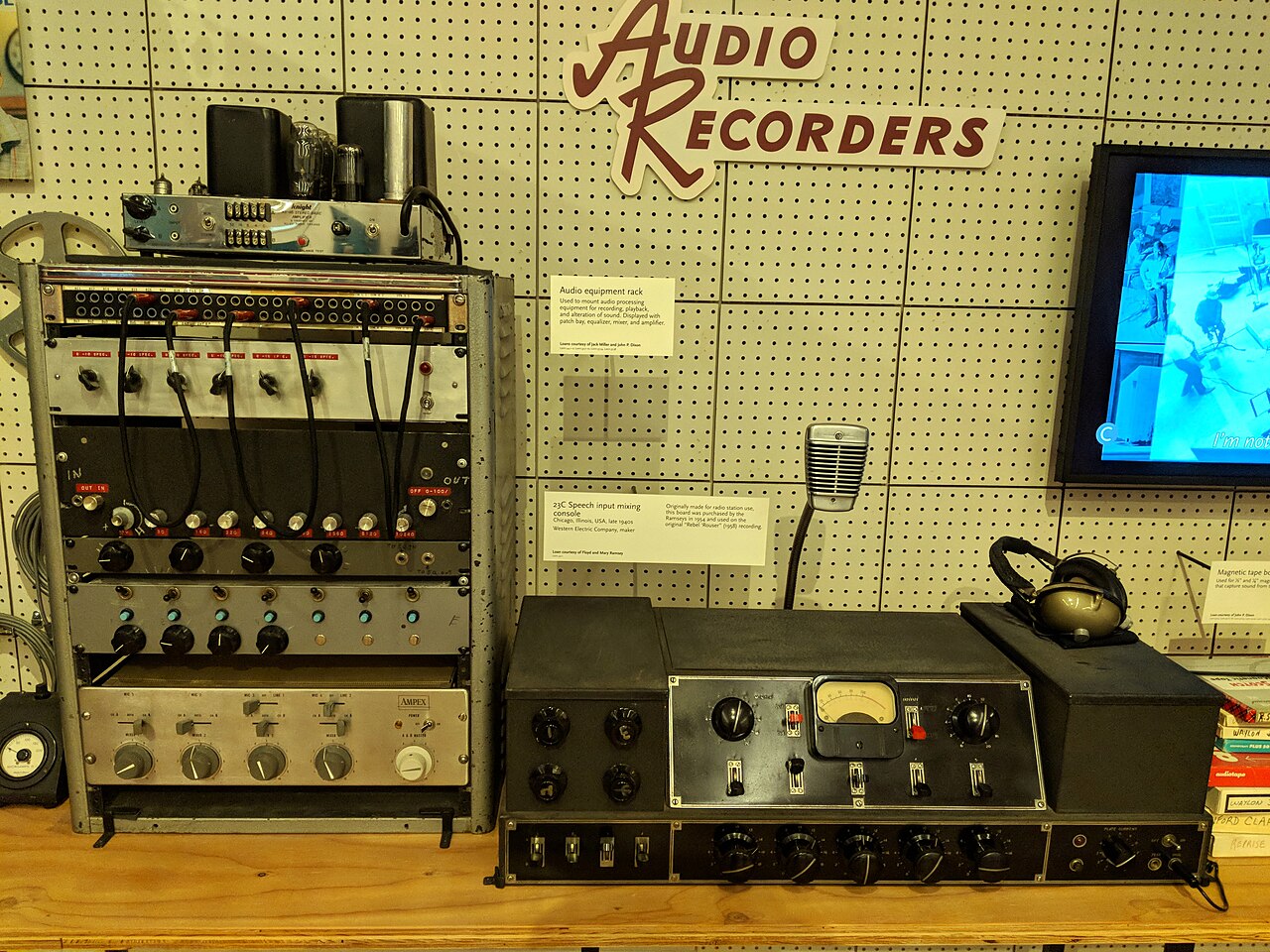 Western Electric 23C Speech input mixing console (1940s) purchased by Floyd Ramsey at Audio Recorders (studio) in 1954, & unknown recording studio rack - MIM Phoenix AZ (2017-12-04 14.04.59 by bobintraveling 140459).jpg